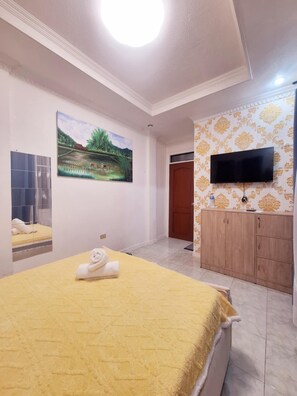 1 bedroom, iron/ironing board, WiFi, bed sheets