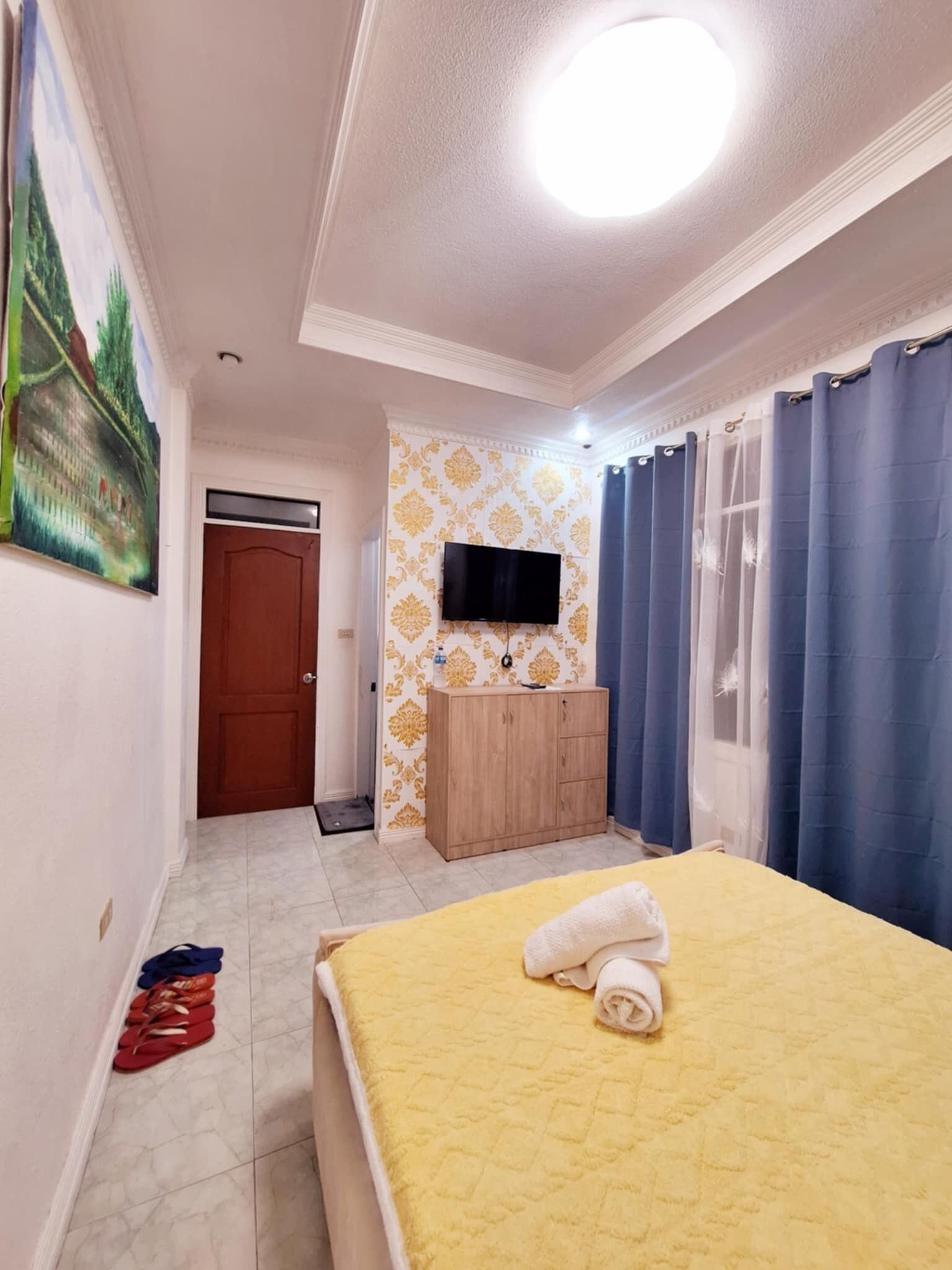 1 bedroom, iron/ironing board, WiFi, bed sheets