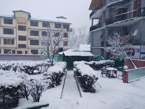 Exterior - Manali Curve (Nasogi)