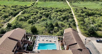 Coastal Charm Meets Cozy Comfort - 1BR Beachside Beauty!