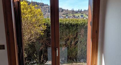 Charming duplex apartment in the heart of the village: view, quiet, fireplace and sauna