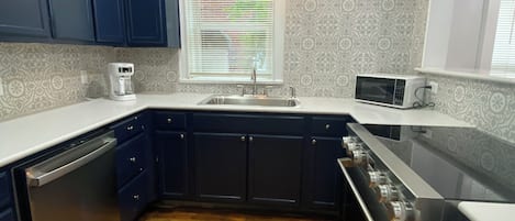 Microwave, oven, stovetop, dishwasher