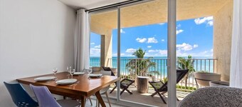 408 On Hutchinson Island 