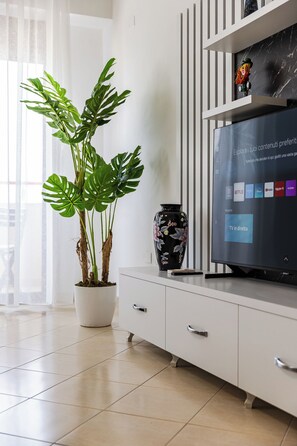 Interior - Billy’s 4 BDR Apartment by PS (Durrës)