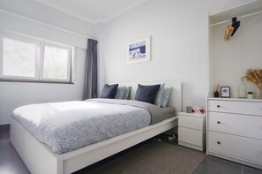 3 bedrooms, iron/ironing board, travel cot, WiFi