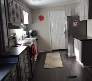 Micro-ondas, fogão, cooktop, lava-louças