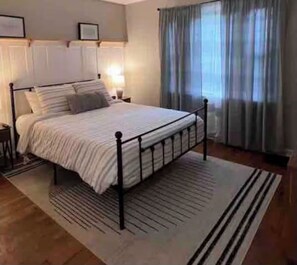 3 bedrooms, desk, free WiFi, bed sheets - Charming 3-bedroom house in enchanting Arthur (Arthur)