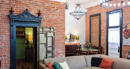 Stay in a Historic Bank Built in 1903 - 2 Bedroom in Custer City Newly Renovated