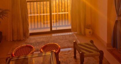 2-bedroom apartment in wonderful Udaipur with AC, WiFi