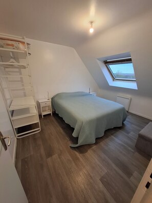 4 chambres, fer et planche Ă repasser, Wi-Fi gratuit