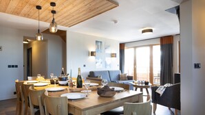 Apartment | Dining - Apartment in France With Ski-in/ski-out Access (Risoul)