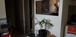 Interior - Studio for rent near Poitiers for short stays (La Villedieu-du-Clain)