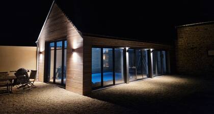 Cottage du Golfe - 2 Logements - 18 personnes - Piscine intérieure