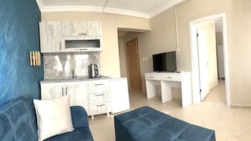 Desk, free WiFi, bed sheets