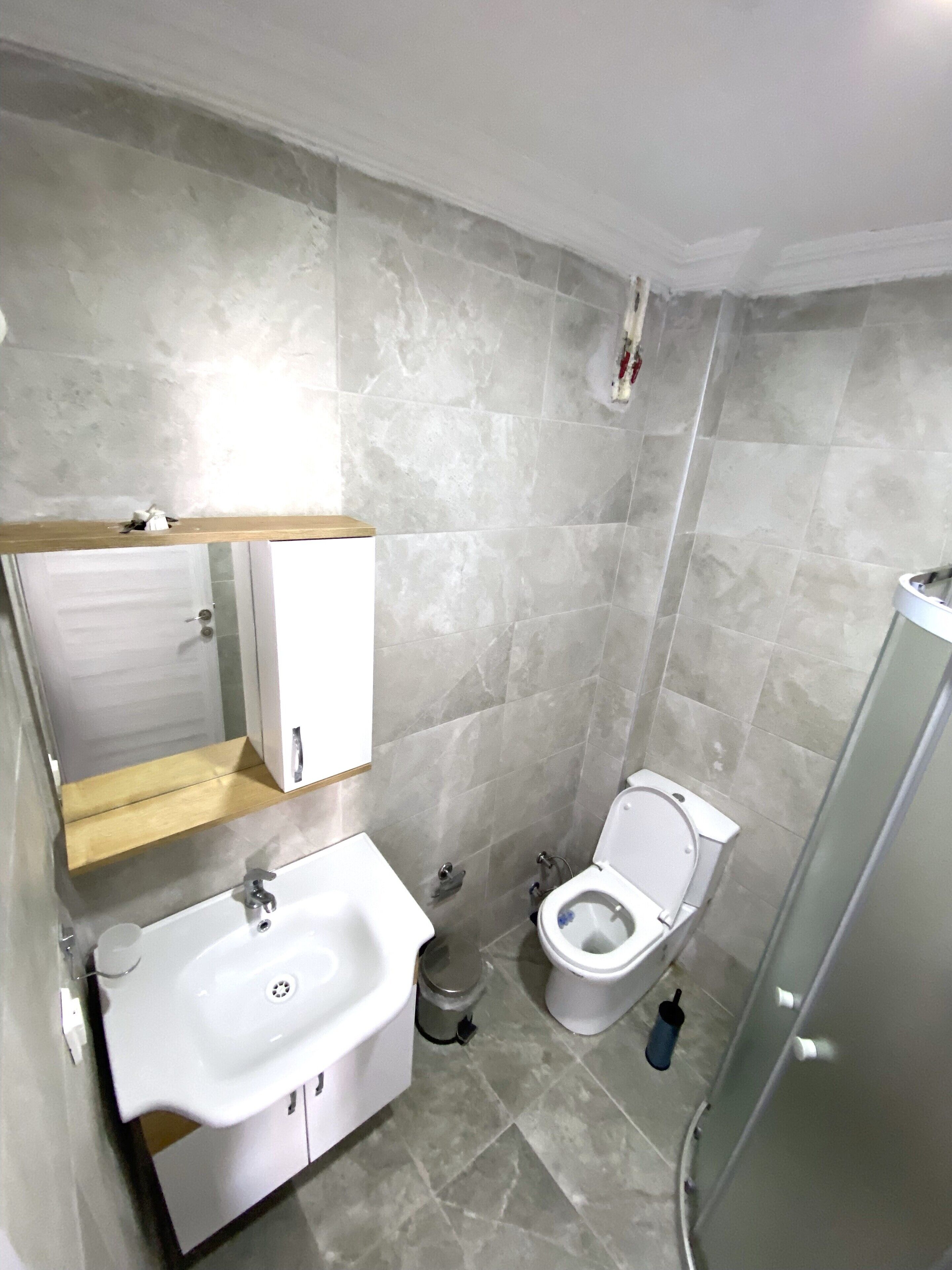 Shower, towels, soap, shampoo