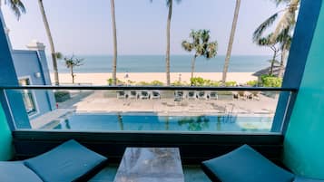 Phòng đôi hoặc 2 giường đơn Deluxe, ban công, quang cảnh bãi biển | Quang cảnh ban công