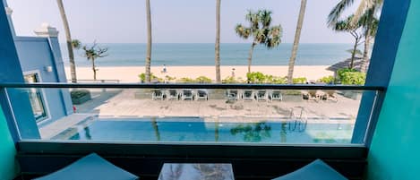 Chambre Deluxe Double ou avec lits jumeaux, balcon, vue plage | Vue depuis le balcon