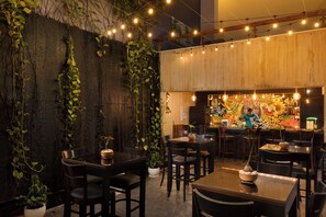 Restaurant - Earls Regent Negombo (Negombo)