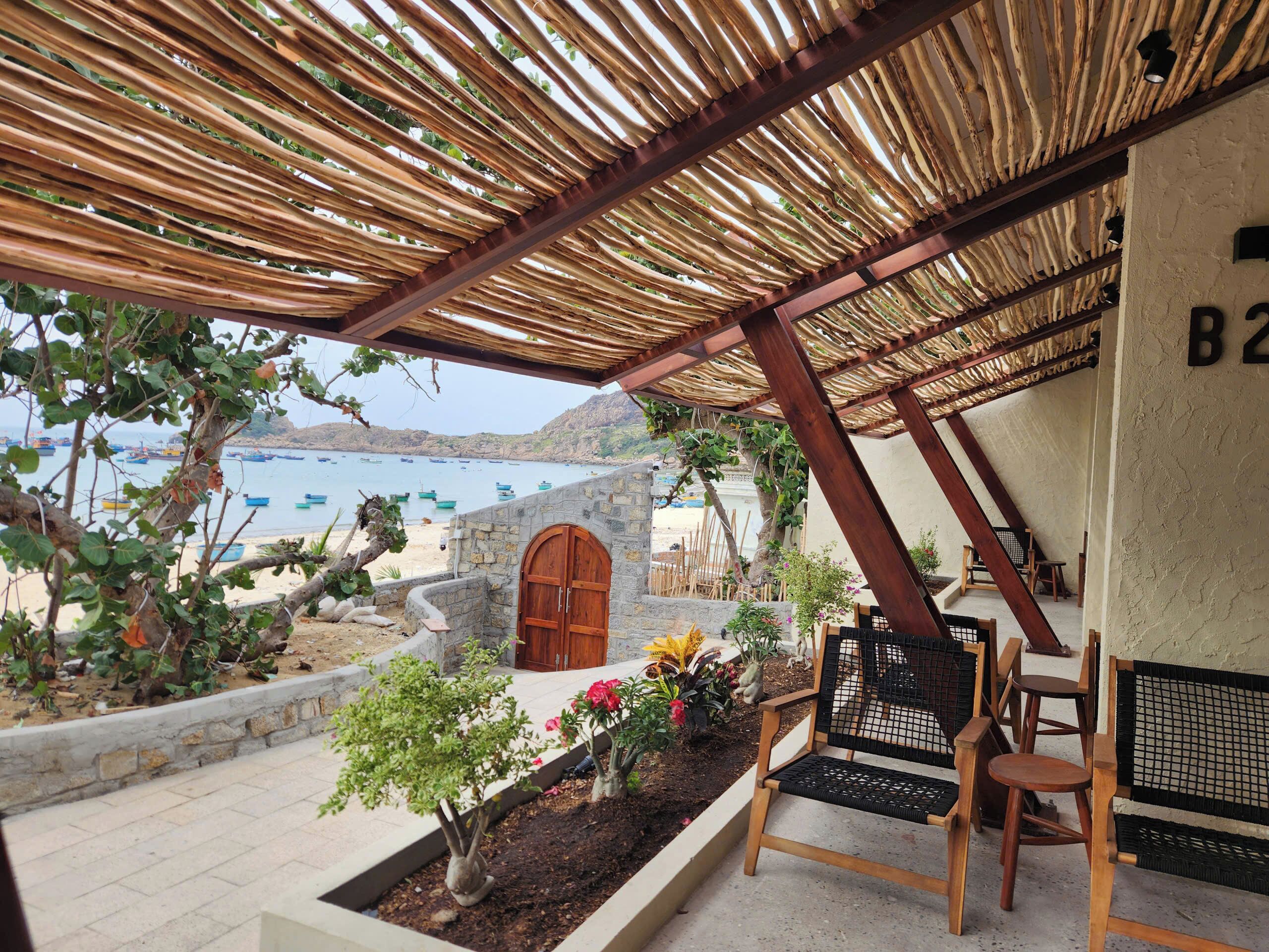 Bungalow, 1 King Bed, Sea View | Free WiFi, bed sheets