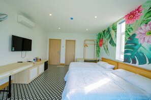 Deluxe Twin Room, Balcony, Sea View | Free WiFi, bed sheets - Kennal Beach (Song Cau)