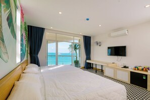 Kamar Twin Deluks, balkon, pemandangan laut | Wi-Fi gratis dan seprai linen