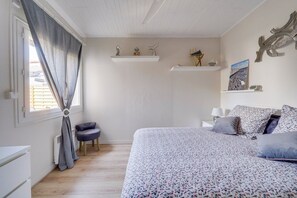 1 sovrum, strykjärn/strykbräda, gratis wi-fi och sängkläder