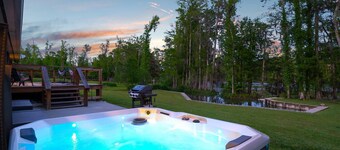 Merritt's Mill Pond Hideaway - 2.5 acres of waterfront paradise