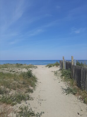 Beach - Seaside house, 3 minutes from the beach, fully renovated and equipped,... (Borgo)