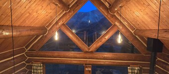 Thoreau's Cabin:  Back to the Basics, Beautifully.