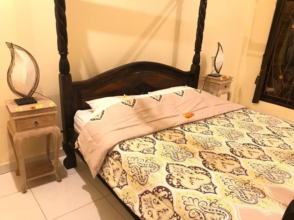 Deluxe Room, 1 Bedroom, Non Smoking, Garden View | Individually decorated, desk, laptop workspace, blackout drapes