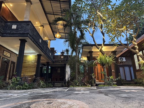 Murni's House