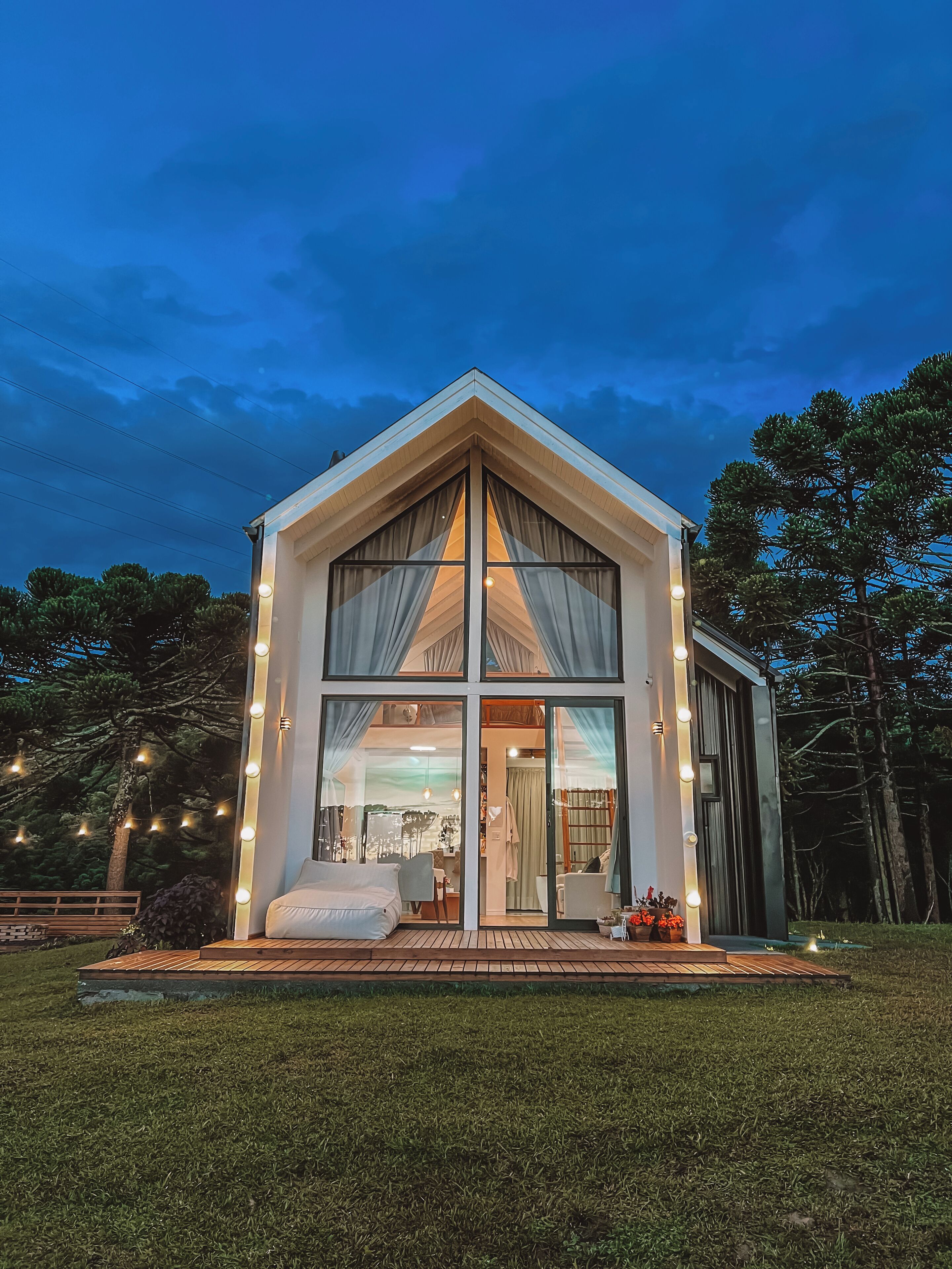 Cabana luxo, vista para a montanha | Frigobar, individualmente decorados, individualmente mobiliados