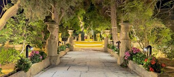 Palazzo dei Fiori since 1883