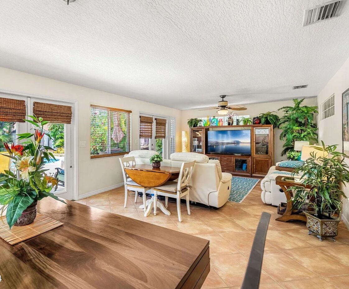 Smart TV, video games, DVD player, books