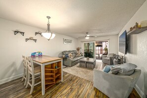 Smart TV, fireplace, printers