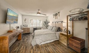 1 bedroom, desk, iron/ironing board, WiFi