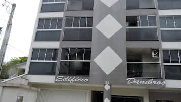Apartment | Perincian bahagian luar