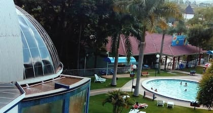 Apto 104 Ed Dambros ótima localização