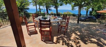 Dafni Beach House