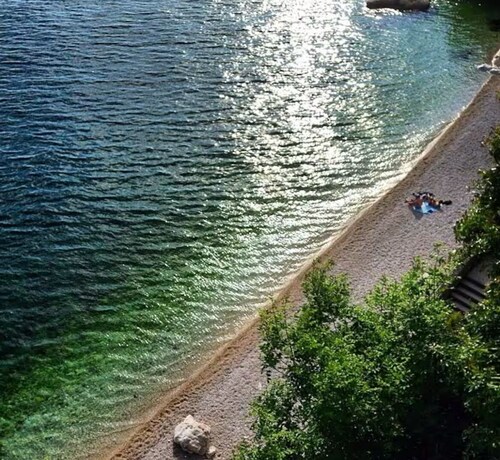 Low budget apartment in peaceful Rijeka with AC, WiFi