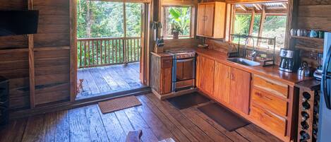 冰箱、烤箱、炉灶、茶具/咖啡用具