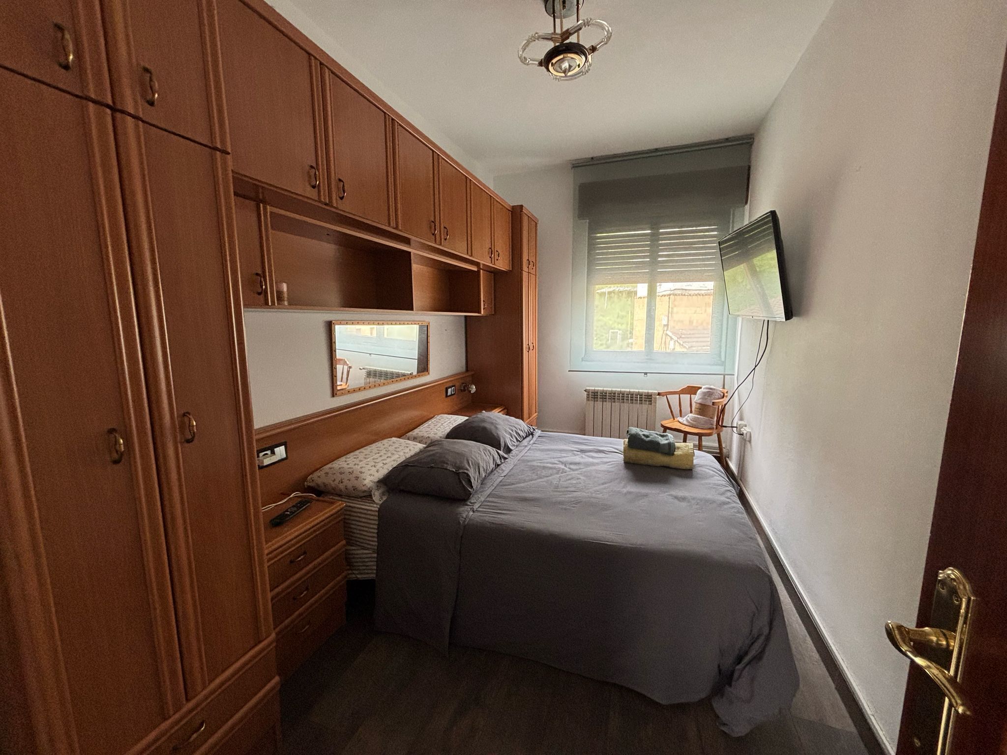 2 chambres, fer et planche à repasser, Wi-Fi gratuit, draps fournis