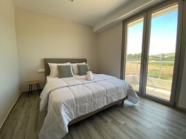 In-room safe, desk, laptop workspace, blackout curtains