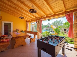 House (Holiday Home Luna) | Game room