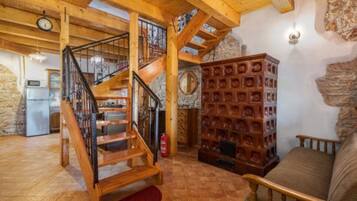 House (Holiday Home Luna) | Staircase