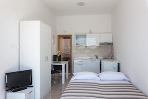 Studio (Superior Studio Apartment with Terrac) | Barnsängar