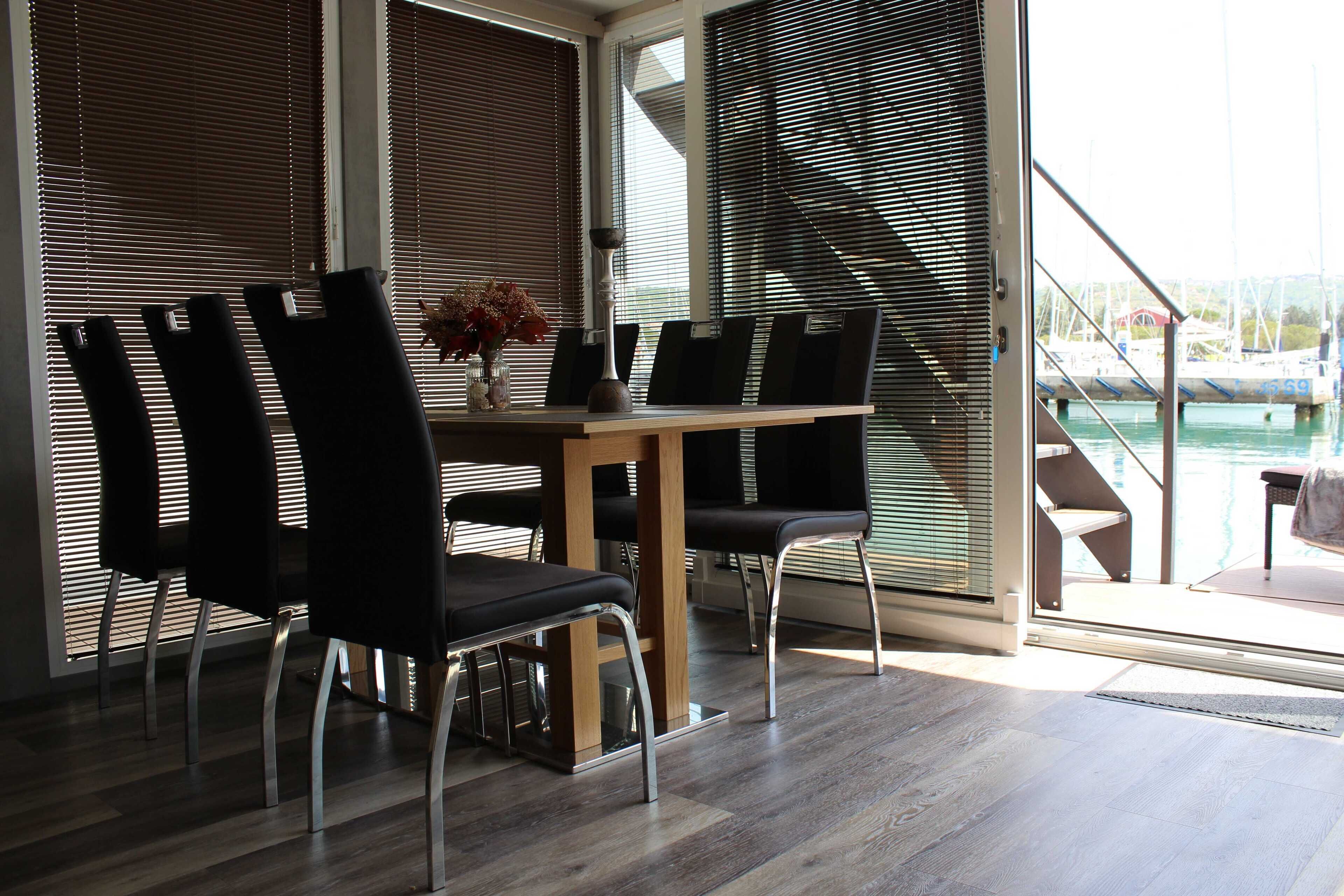 Apartment (Two Bedroom Floating House) | Dining room