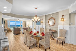 Dining - FABULOUS OceanFront 4 BDR on 2nd floor .  2 Sets Beach Chairs (Panama City Beach)