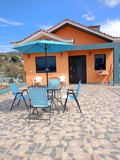 Enchanting 2-bedroom apartment with WiFi in San Agustín de las Juntas