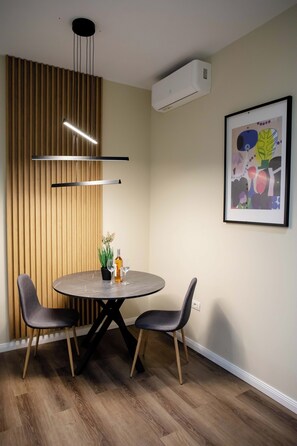 Apartament Comfort, vistes a la ciutat | Wifi gratuïta 